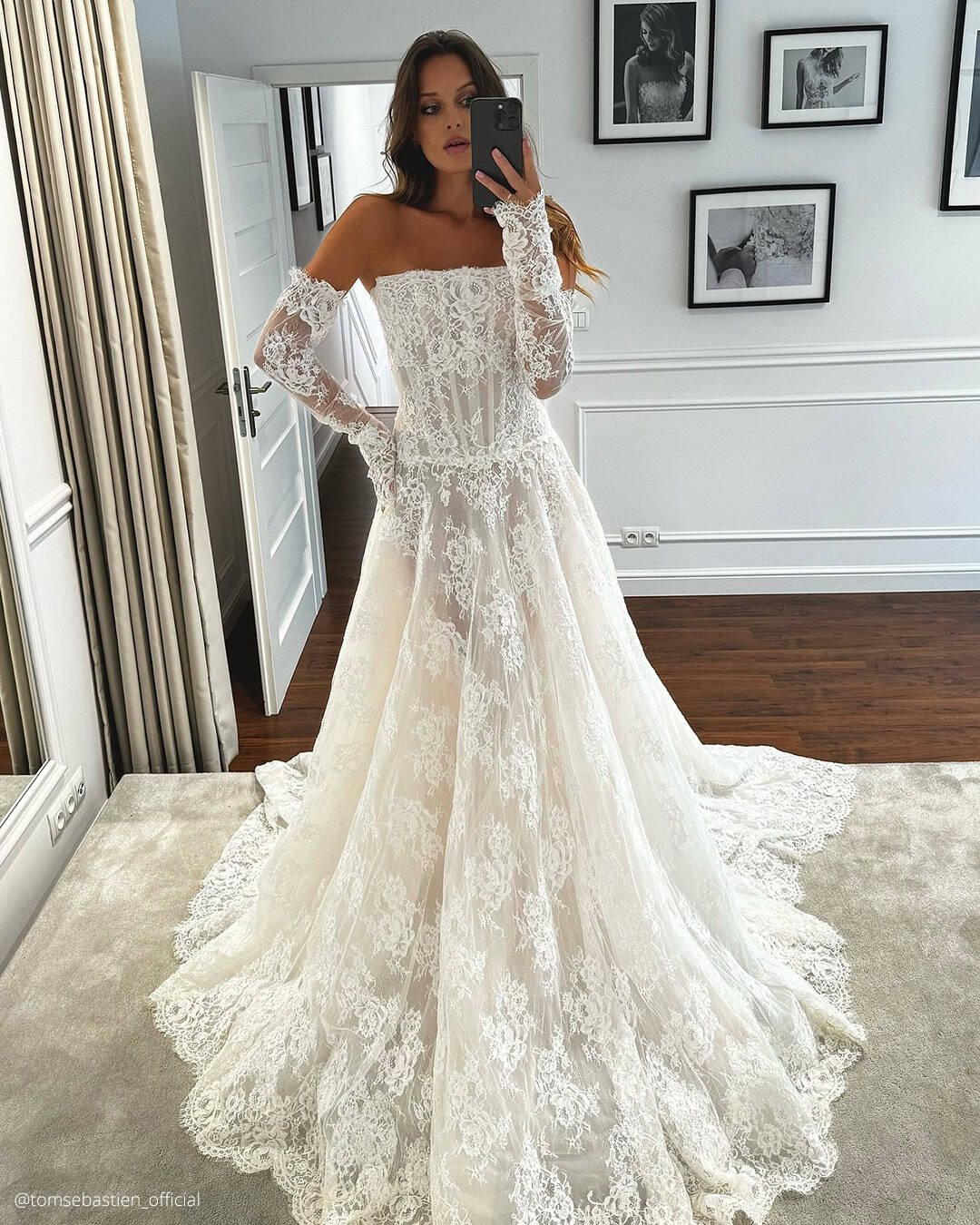 Simple Strapless Wedding Dresses