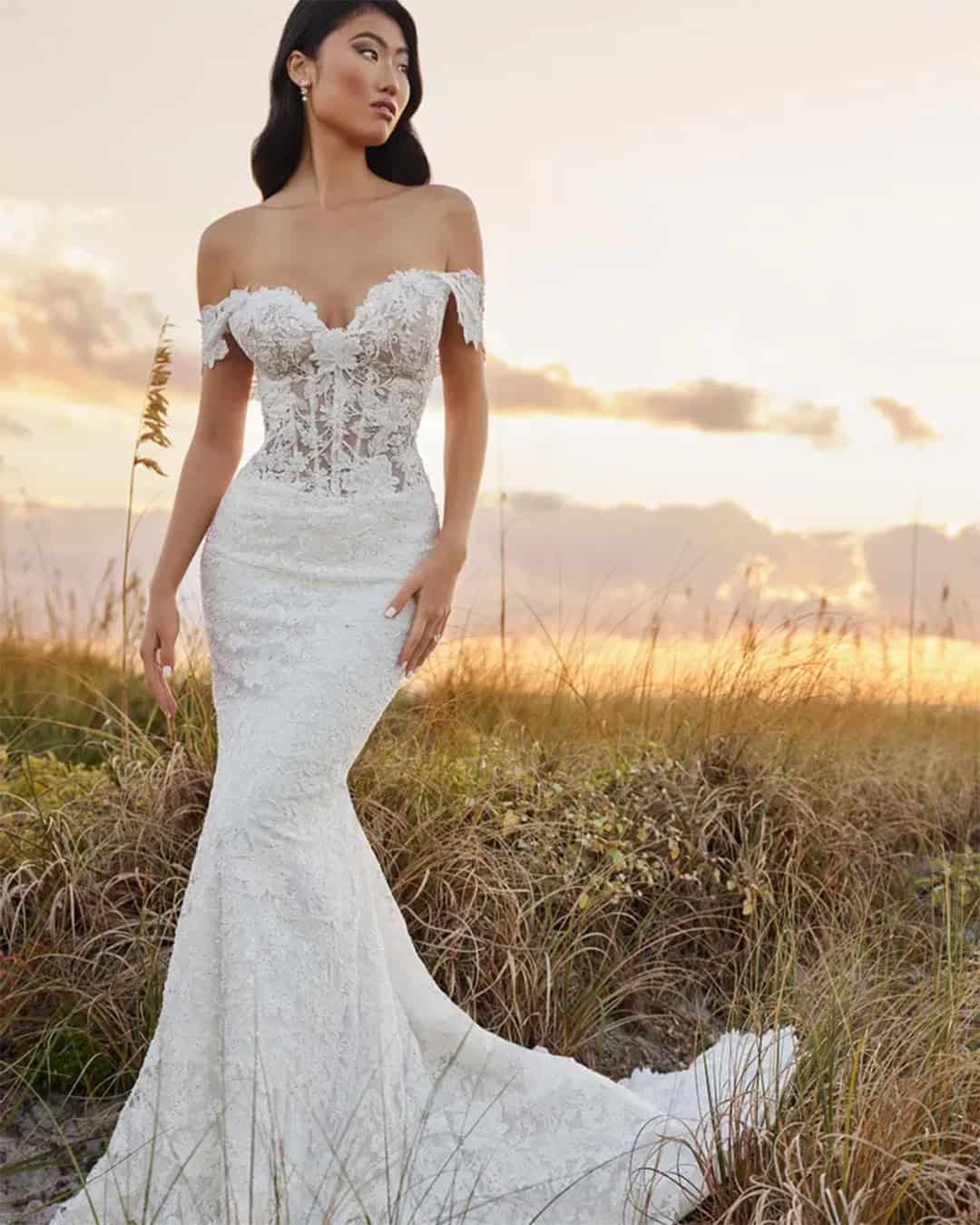 Strapless Sweetheart Neckline Wedding Dresses