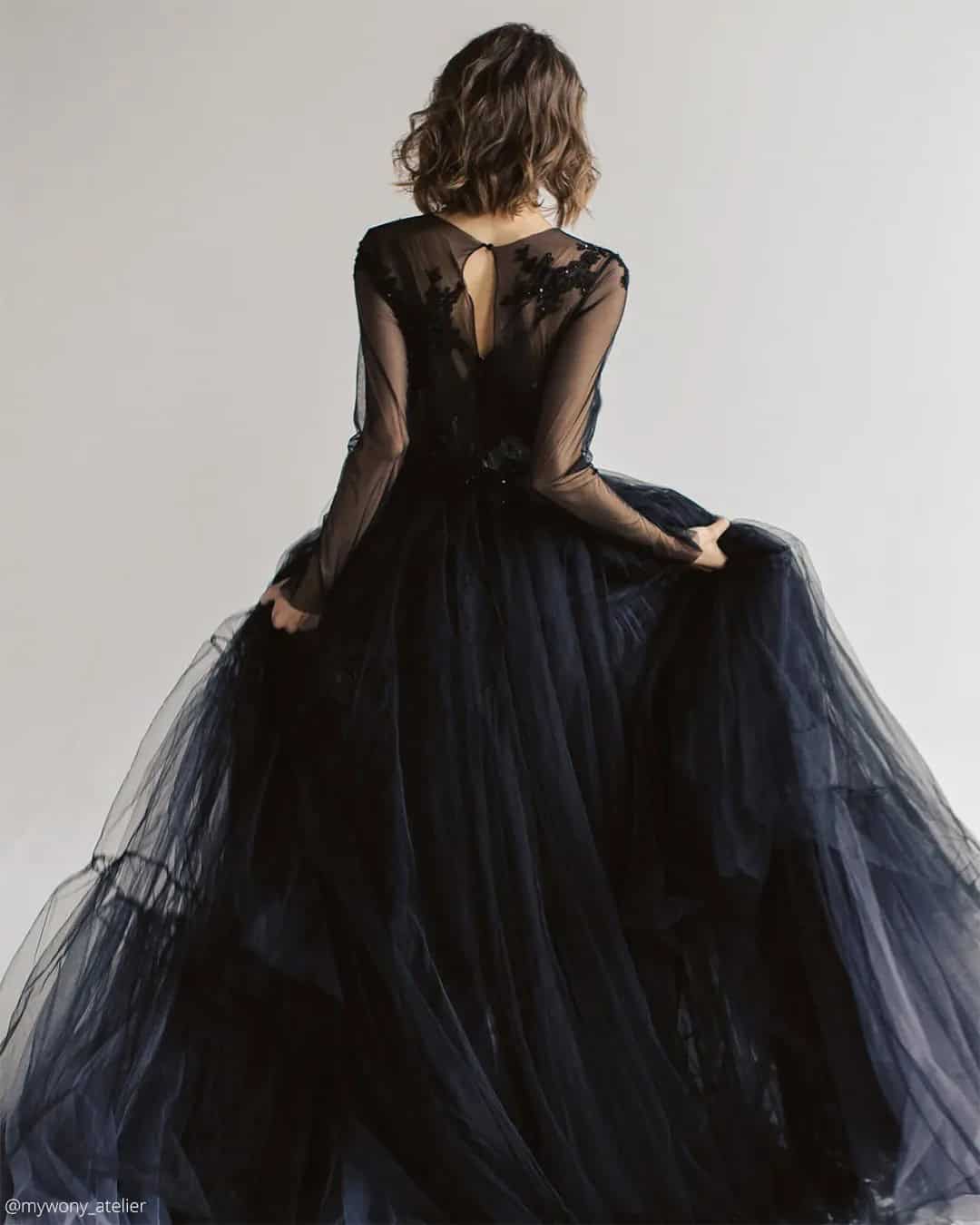 Long Sleeve Black Wedding Dresses