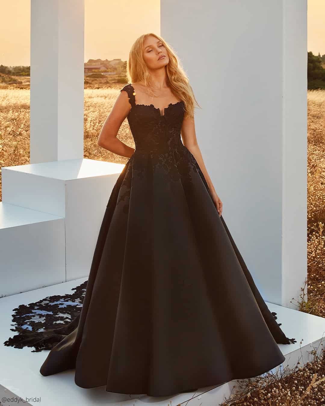 Gothic Black Wedding Dresses Plus Size