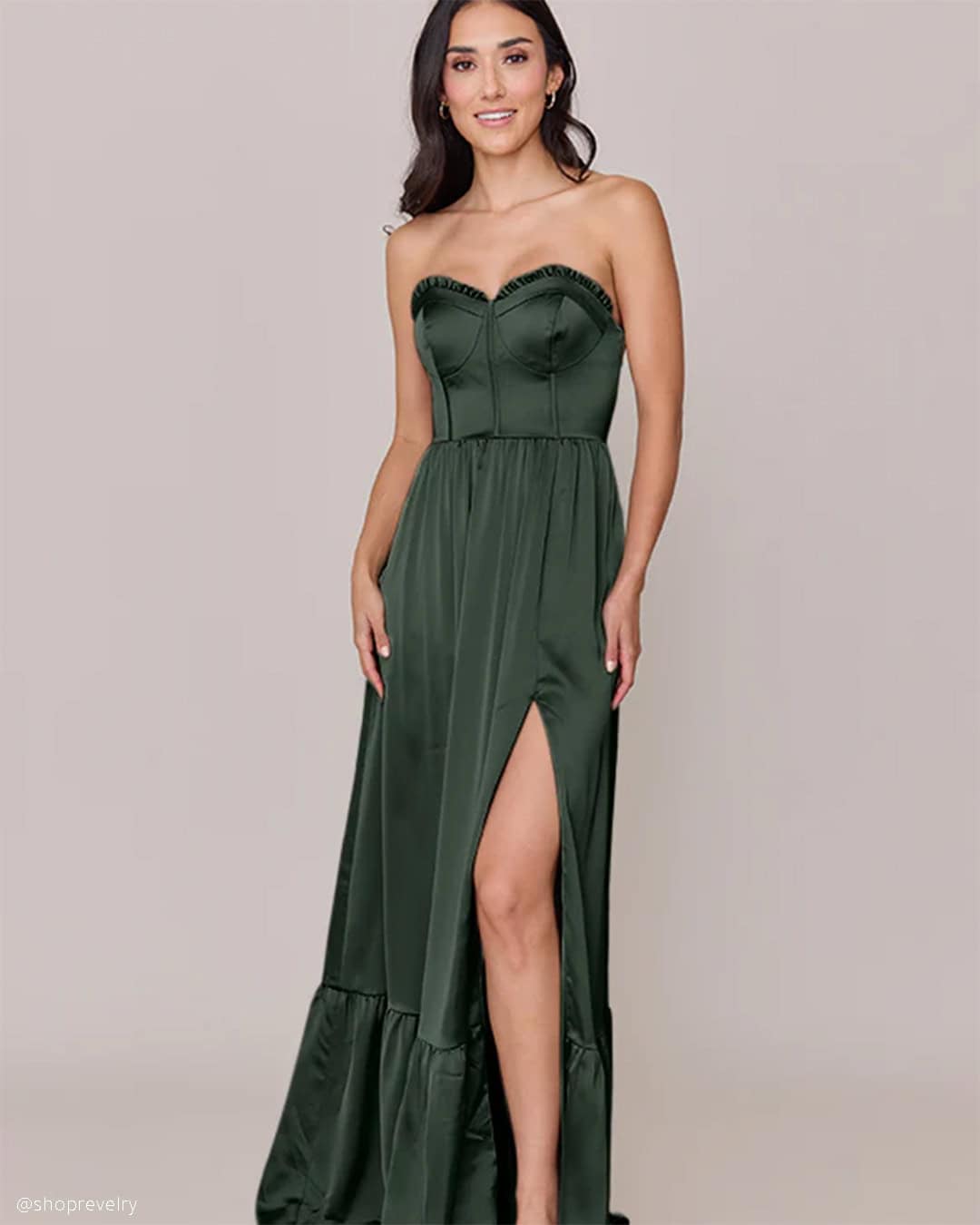 What kind of wedding is best for dark hunter green bridesmaid dresses?