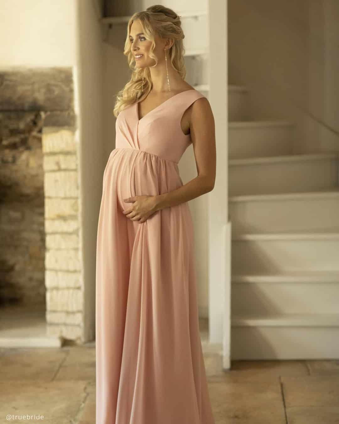 Best Maternity Dresses For Wedding Guest