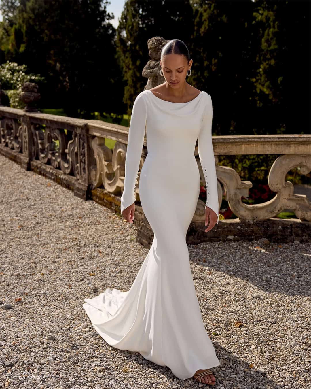 Delicate Lace Bridal Gowns