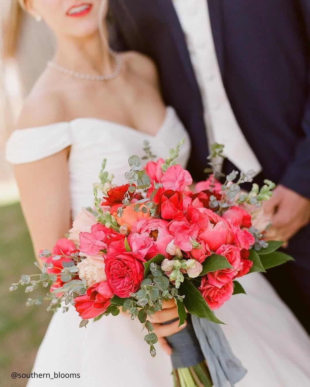 Simple Bouquets For A Bride