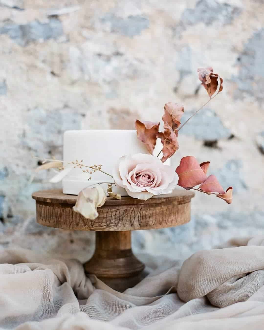 Dusty Rose Cake Ideas