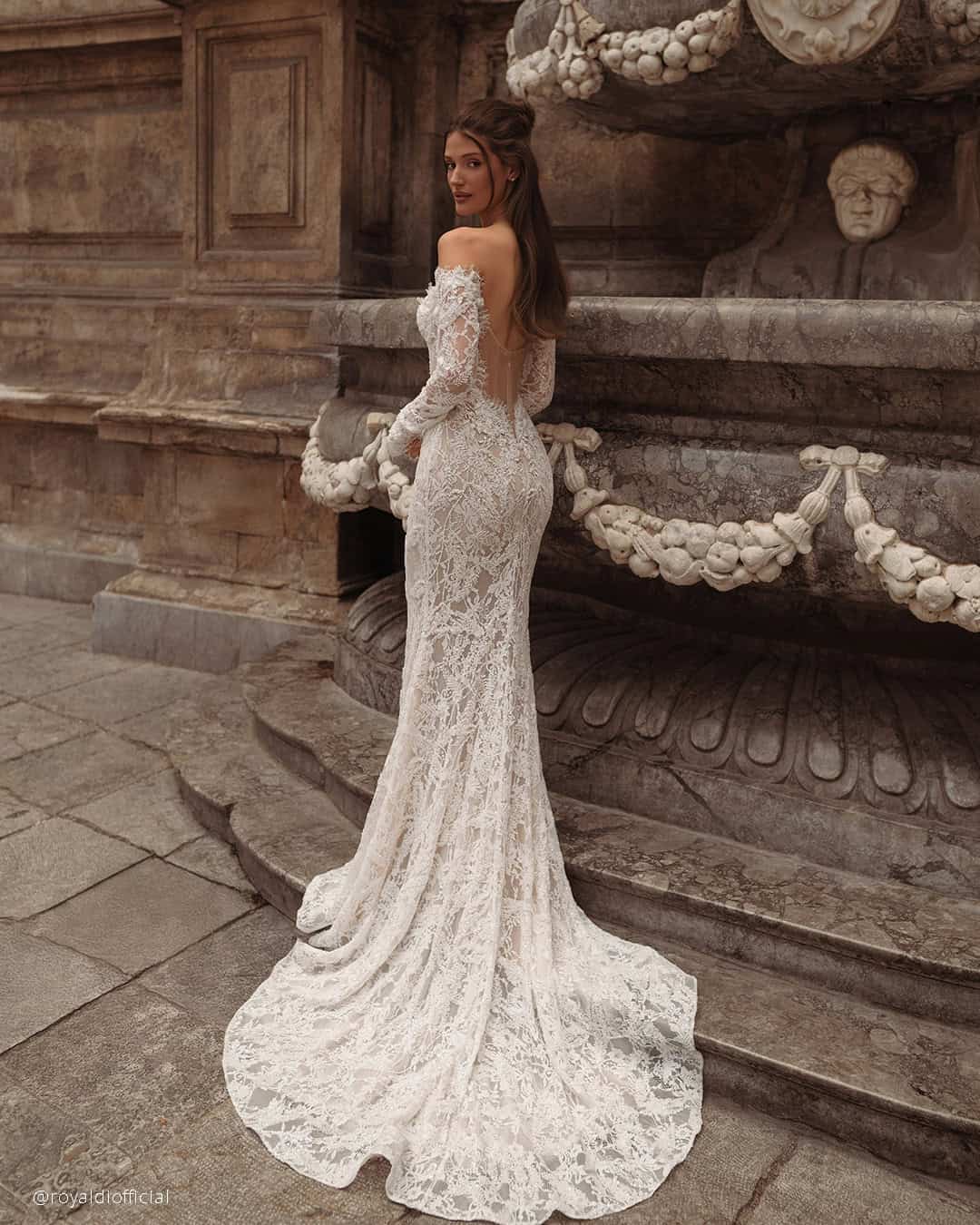 Beach Backless Wedding Gowns