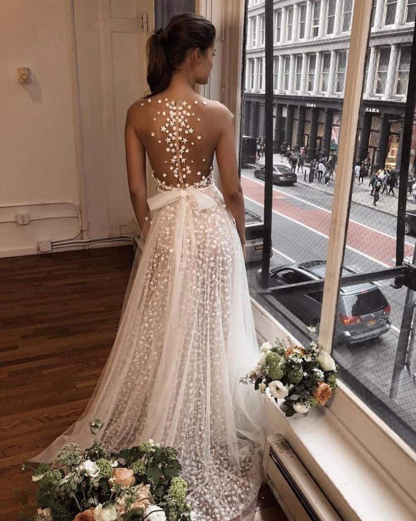 Tattoo Effect Back Wedding Dresses