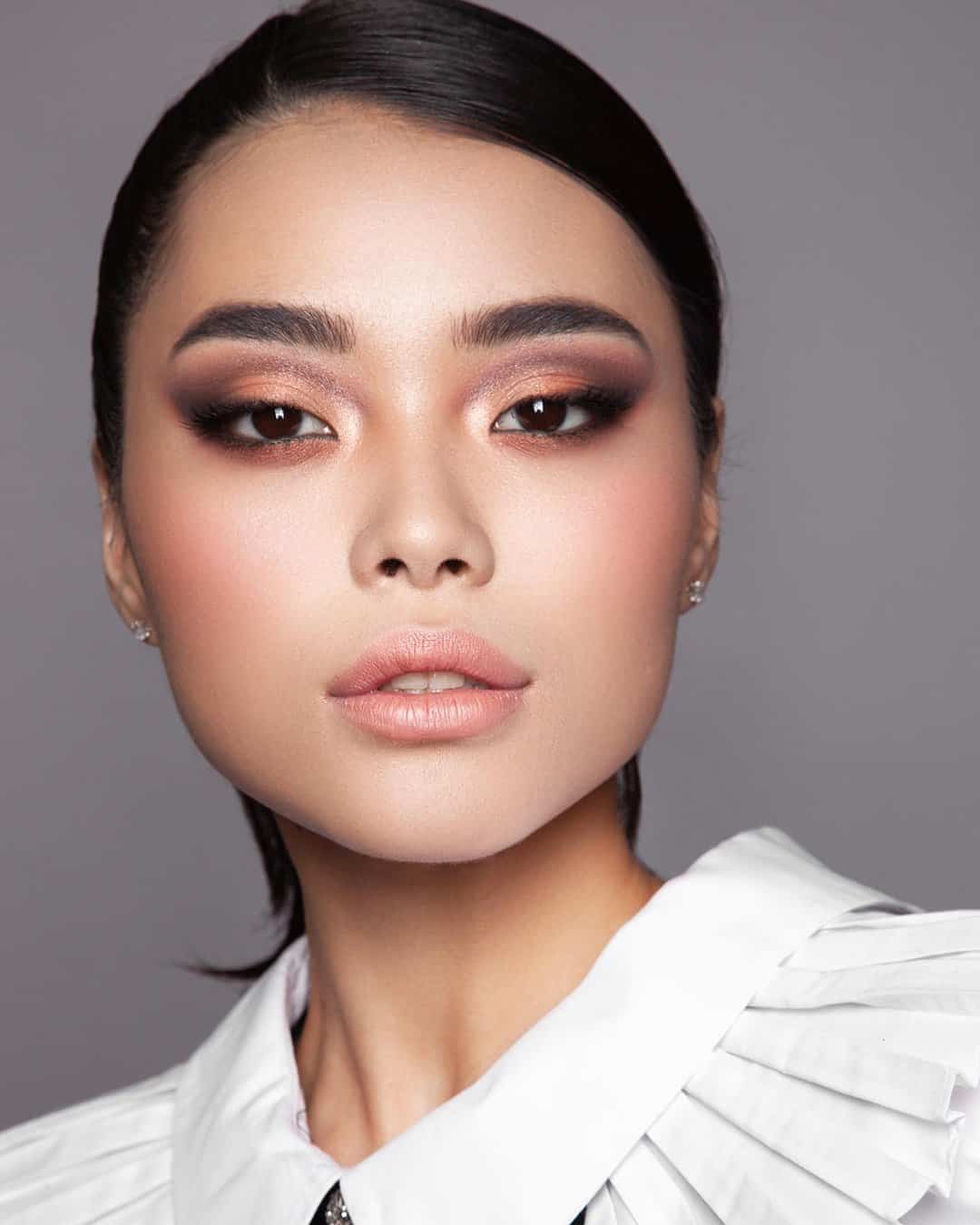 Bridal Makeup For Round Eyes