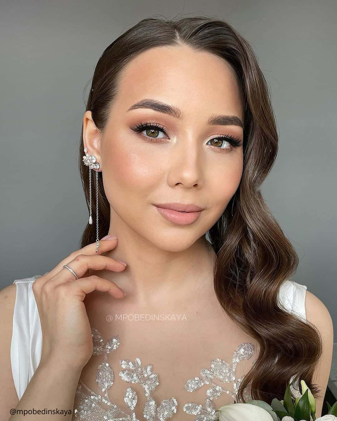 Classic Wedding Eye Makeup Step-by-Step Tutorial