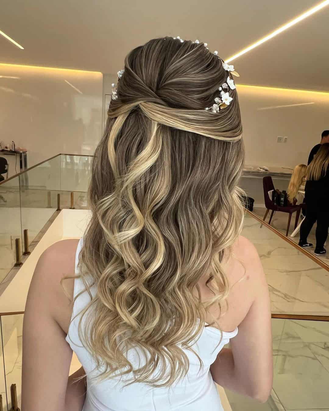 Hairstyles For Wedding Guests
