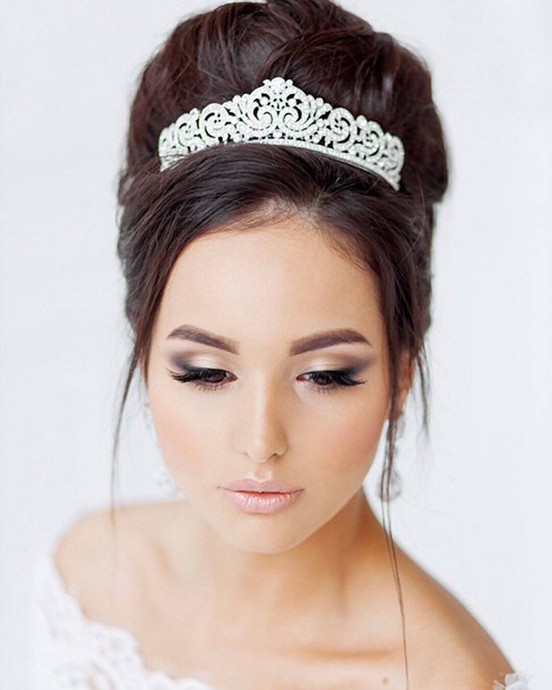 Mother Of The Bride Hairstyles
