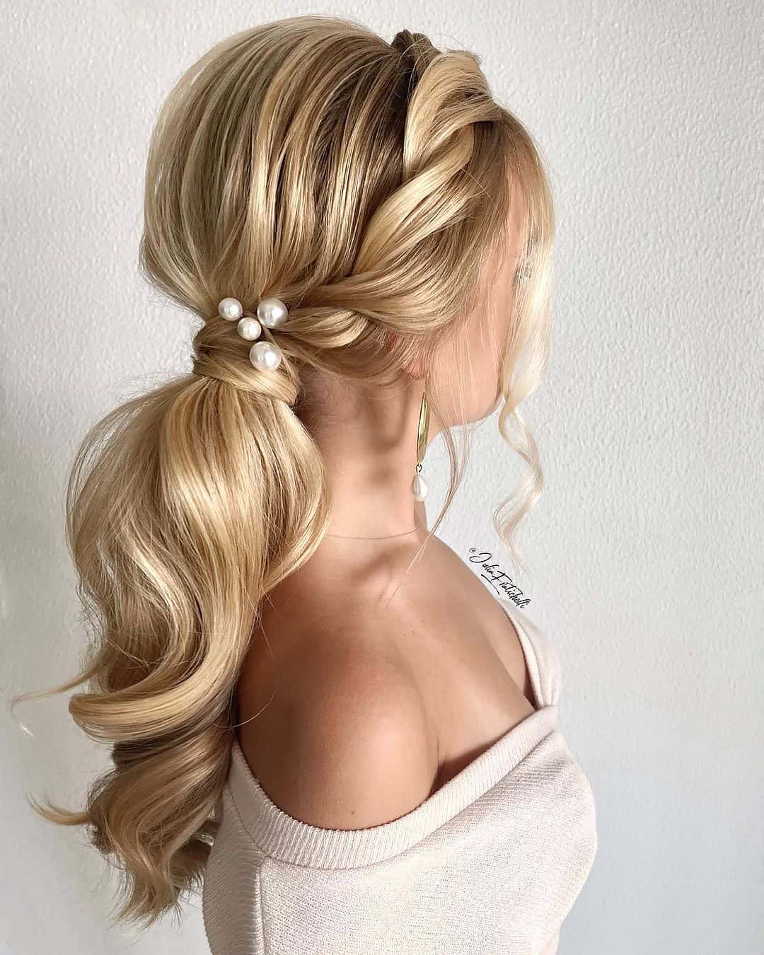 Mother Of The Bride Hairstyles